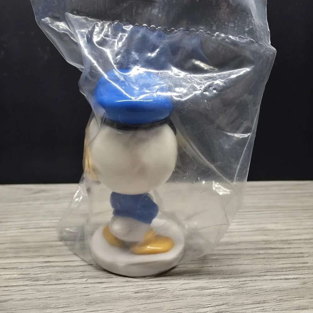 Vintage Disney's Donald Duck Bobblehead By Kellogg's -‎ Great Cake Topper